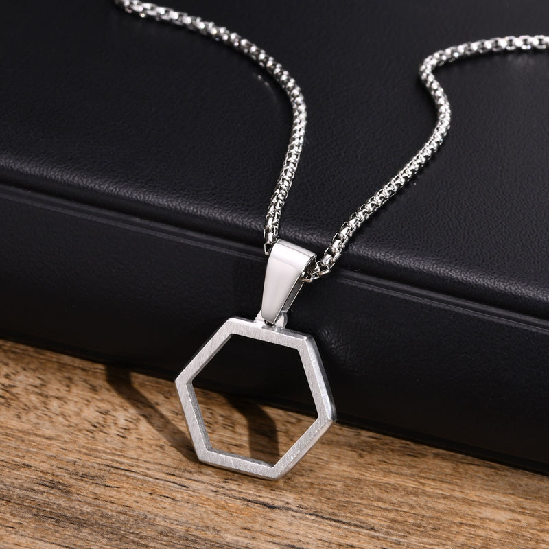 HERITAGE NECKLACE - SILVER HOLLOW - MUHAKA