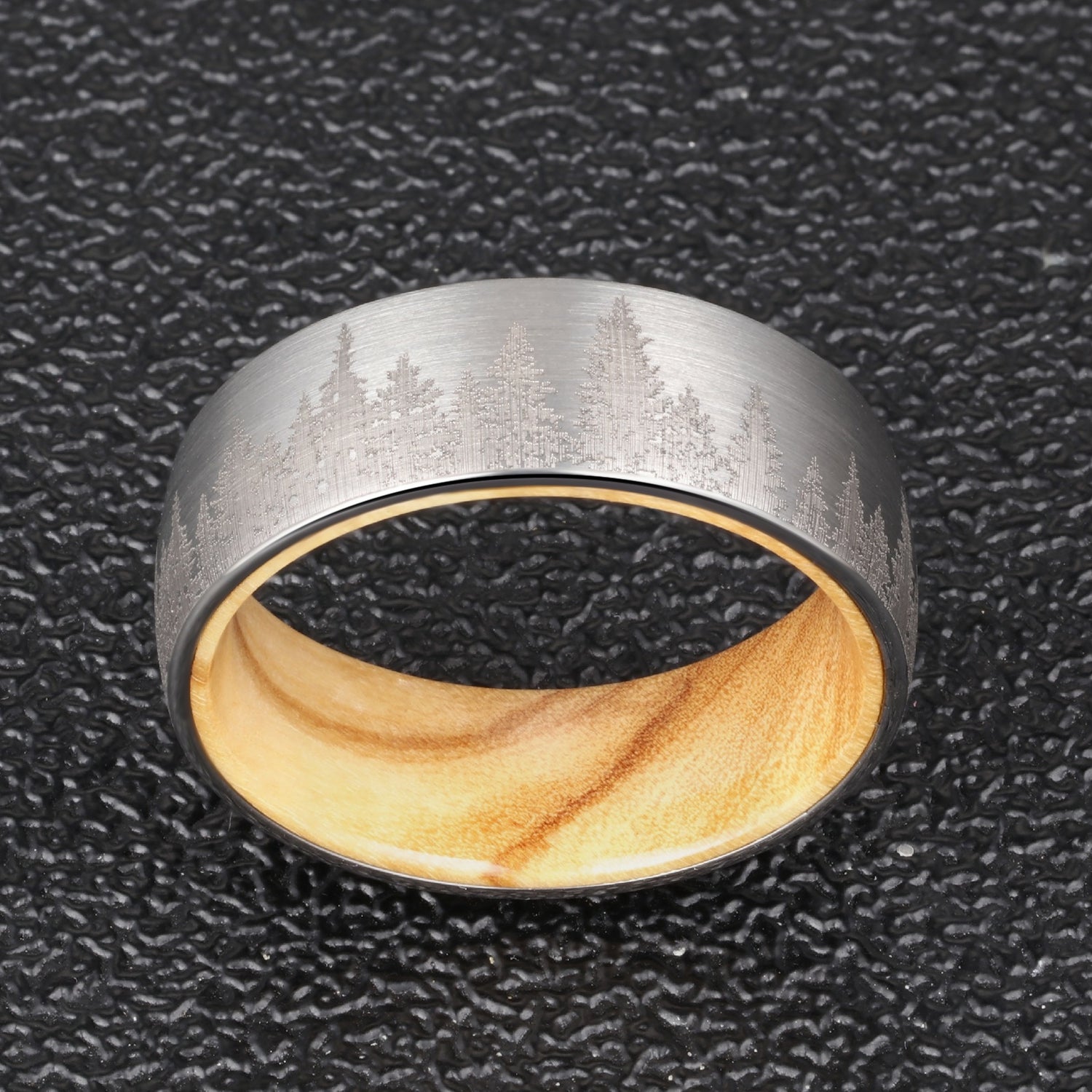 Woodland Christmas Whiskey Ring - Barrel Wooden Tree Band - MUHAKA