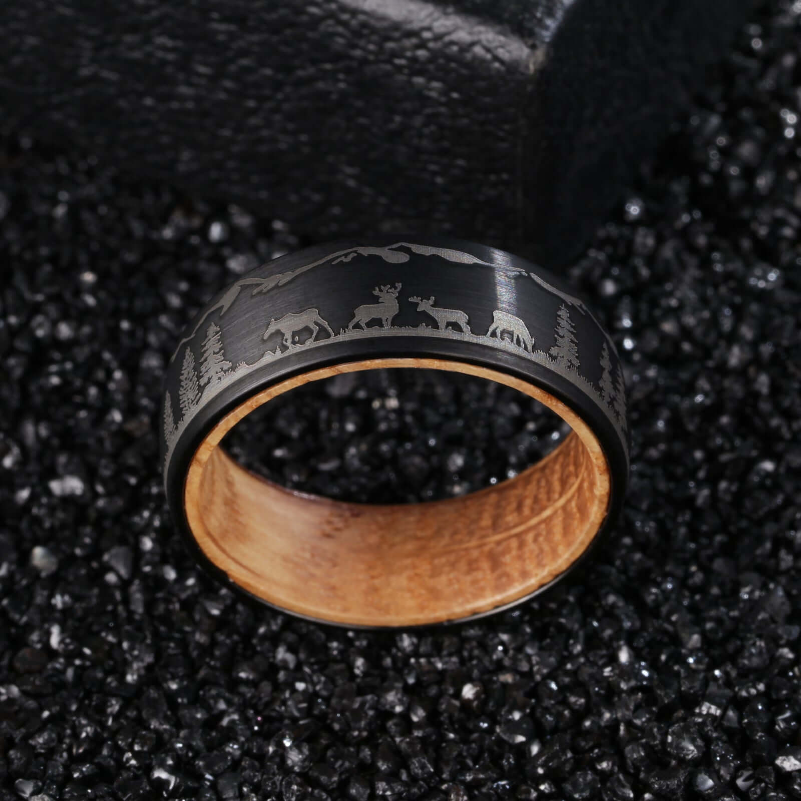 Deer and Pine Tree Hunting Ring- Black - MUHAKA