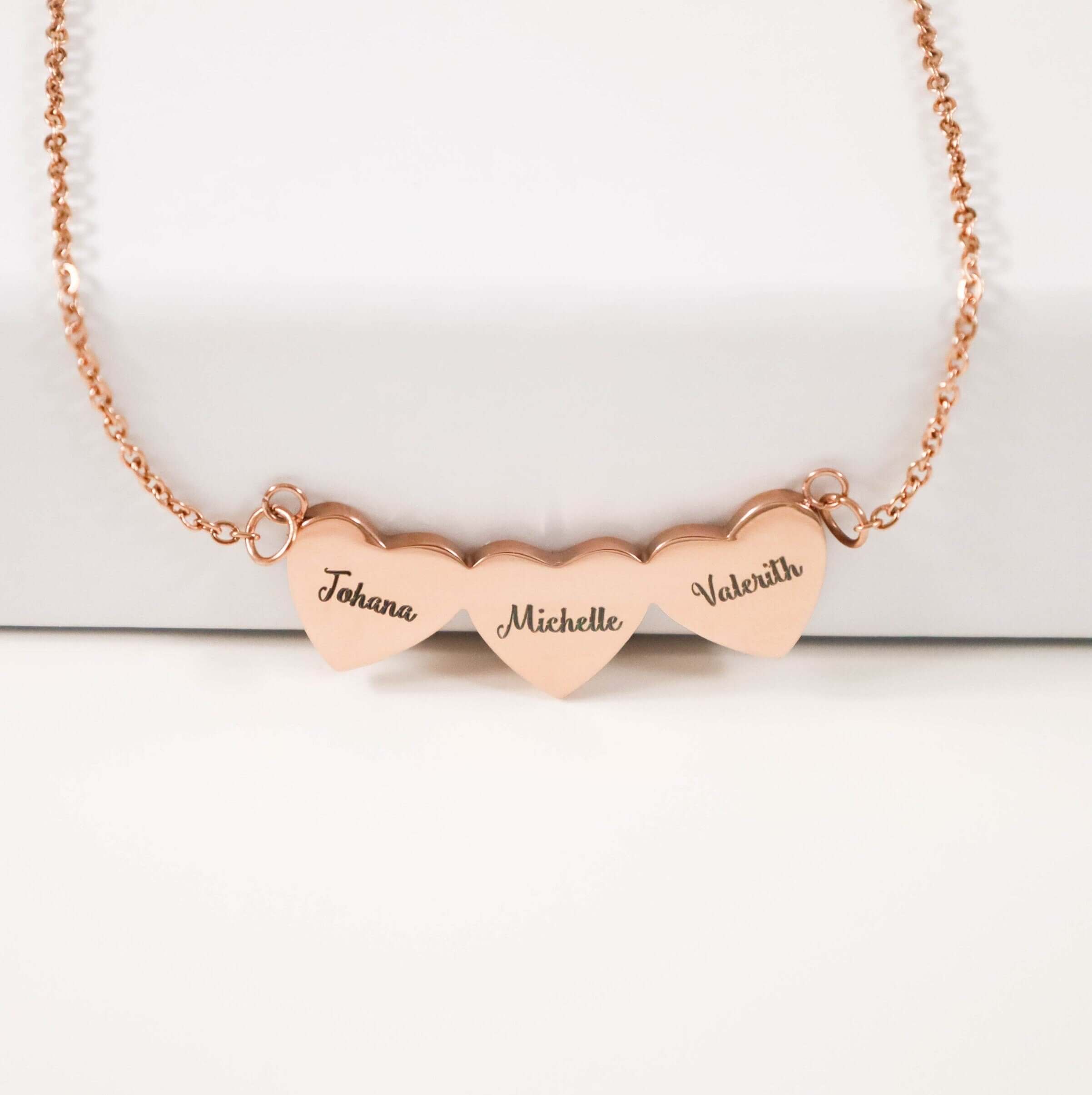 Mini Hearts Name Necklace For Women - MUHAKA