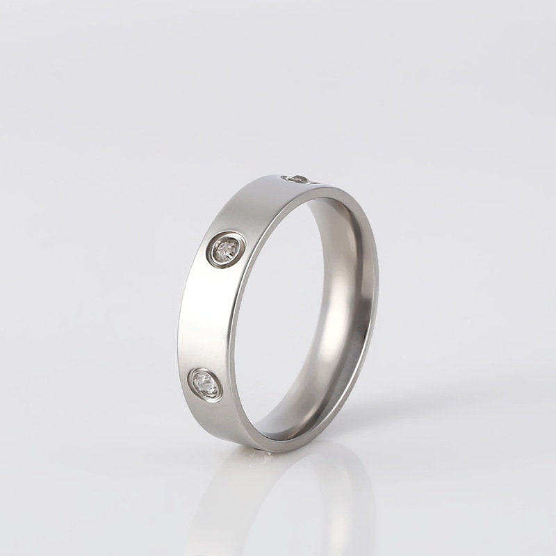 Zircon Radiance Ring - Stainless Steel Elegance - MUHAKA